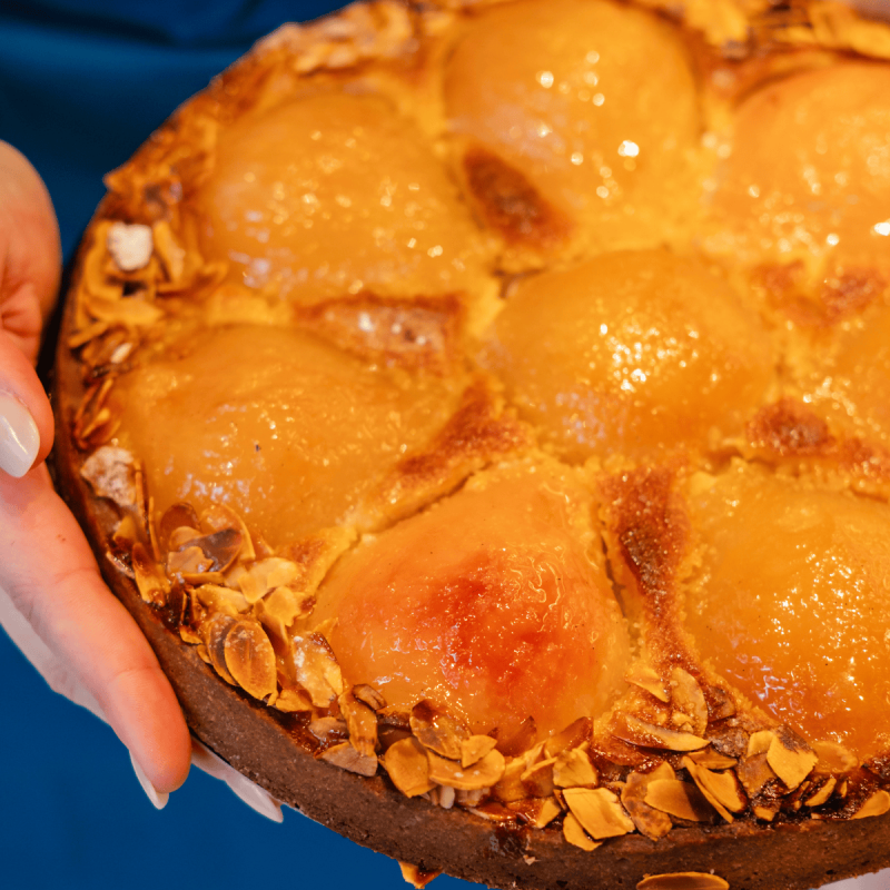 Tarte Poire Bourdaloue à l'ancienne | Pâtisserie Hugues Pouget Paris