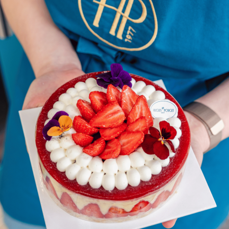 Fraisier Signature -  Hugues Pouget - Pâtissier-Chocolatier de Luxe