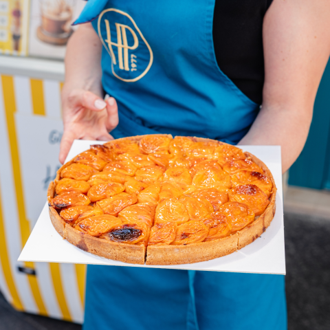 Tarte bourdaloue Abricots rôtis au Miel  I Hugues Pouget Paris